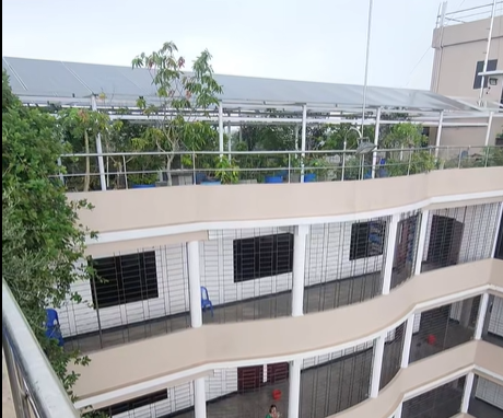 JIS College video: A refreshing rainy moment